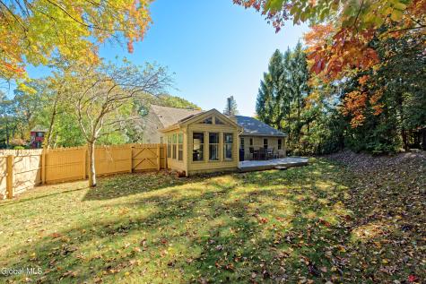 638 Top Ridge Drive Albany NY 12203