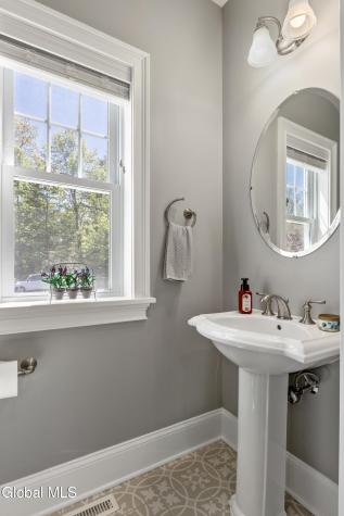 121 Jackson Street Saratoga Springs NY 12866