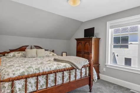 121 Jackson Street Saratoga Springs NY 12866