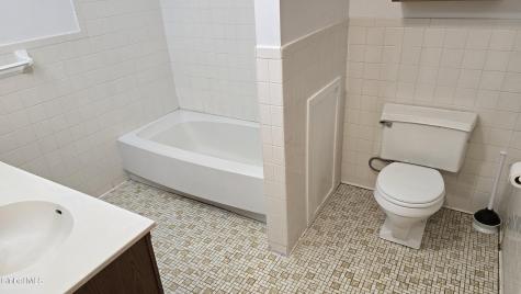 1C Lacosta Drive Clifton Park NY 12065
