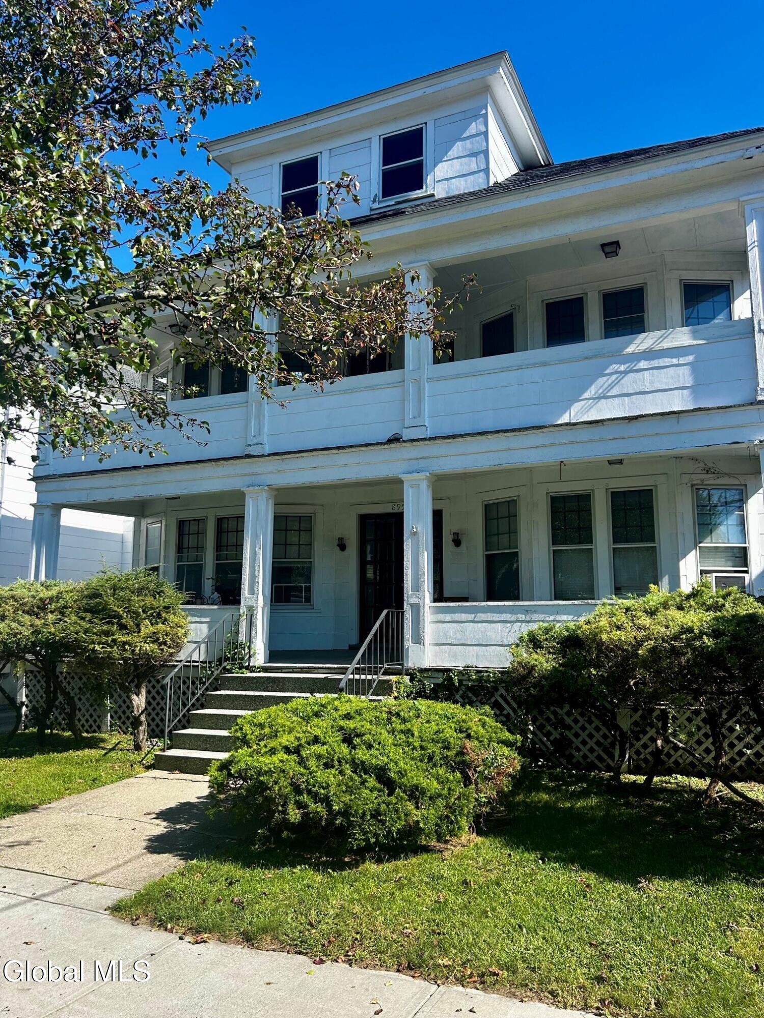 895 Park Avenue Albany NY 12208