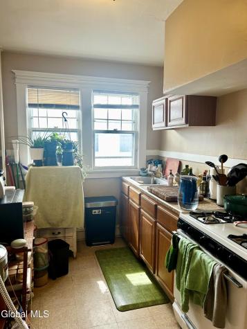 895 Park Avenue Albany NY 12208