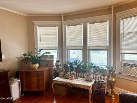 895 Park Avenue Albany NY 12208