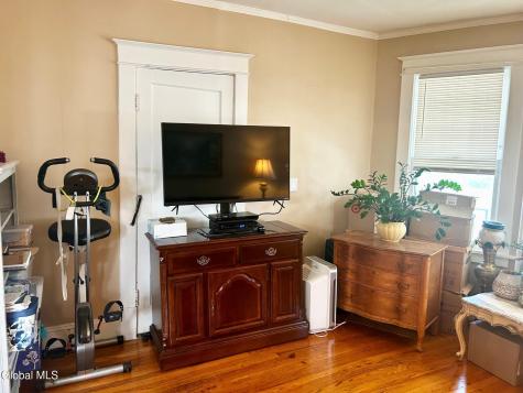 895 Park Avenue Albany NY 12208