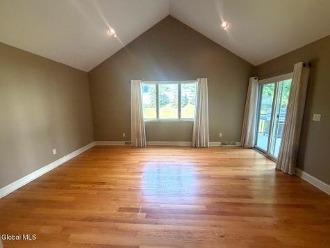 53 Huntleigh Drive Loudonville NY 12211