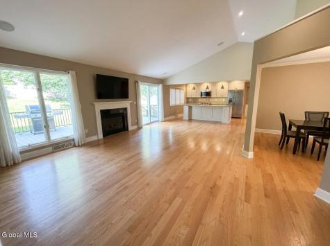 53 Huntleigh Drive Loudonville NY 12211