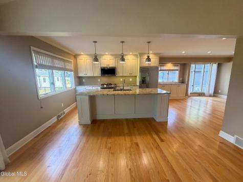 53 Huntleigh Drive Loudonville NY 12211