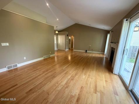 53 Huntleigh Drive Loudonville NY 12211
