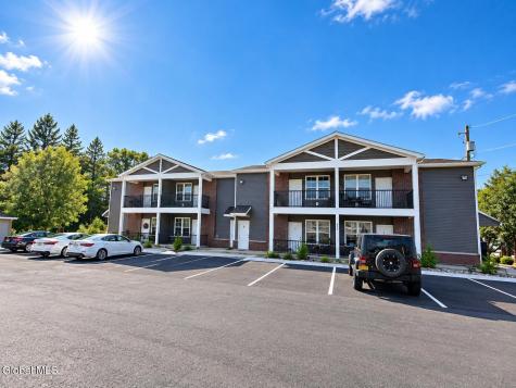 4219 Menga Drive Schenectady NY 12304