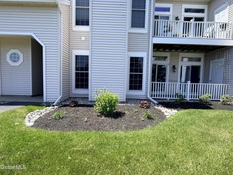 413 Diamond Rock Circle Troy NY 12182