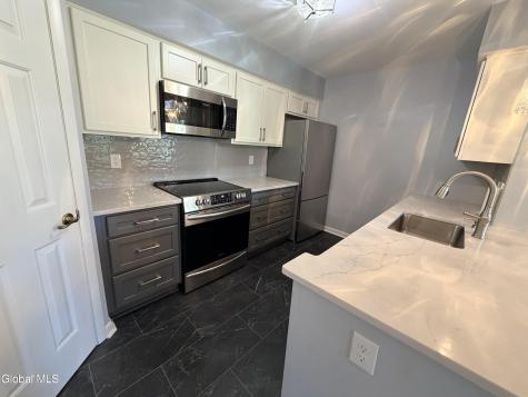 413 Diamond Rock Circle Troy NY 12182