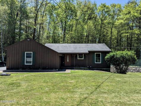 21 Hall Road Queensbury NY 12804