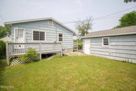 8 Park Avenue Latham NY 12110