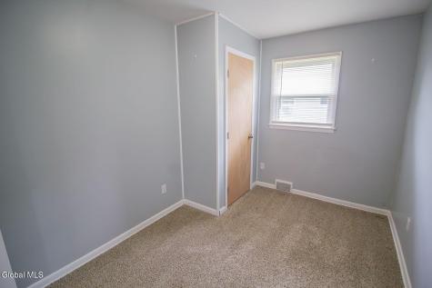 8 Park Avenue Latham NY 12110