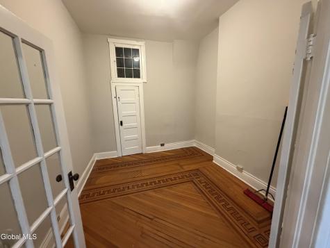 324 Hudson Avenue Albany NY 12210