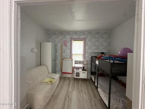 89 2nd Avenue Gloversville NY 12078
