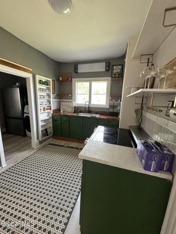 89 2nd Avenue Gloversville NY 12078