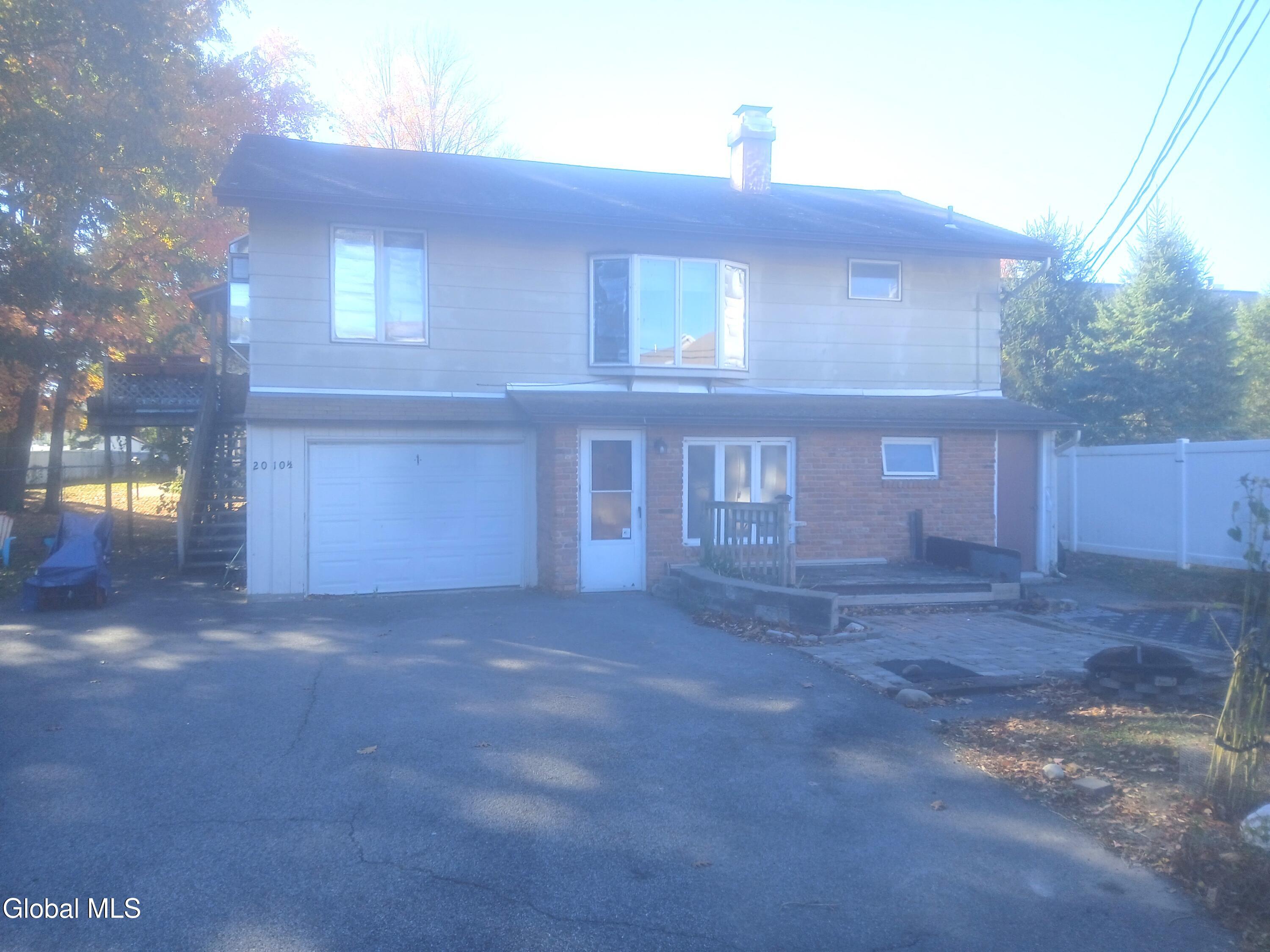 2010 1/2 Curry Road Schenectady NY 12306