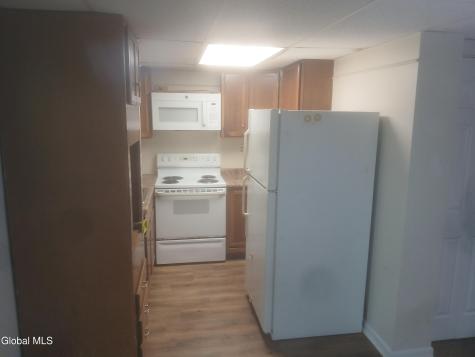 2010 1/2 Curry Road Schenectady NY 12306