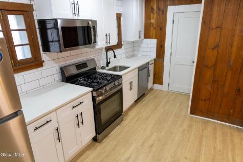 11 Jefferson Street Schenectady NY 12305