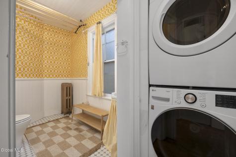 5 Fairview Avenue Chatham NY 12037
