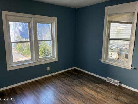 922 Bridge Street Schenectady NY 12303