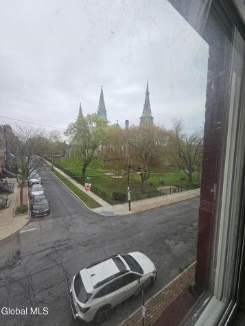 32 1st Street Albany NY 12210
