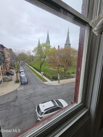 32 1st Street Albany NY 12210