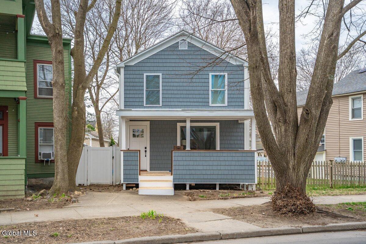 106 Van Dam Street Saratoga Springs NY 12866