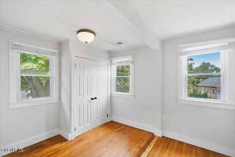 21 Granite Street Saratoga Springs NY 12866
