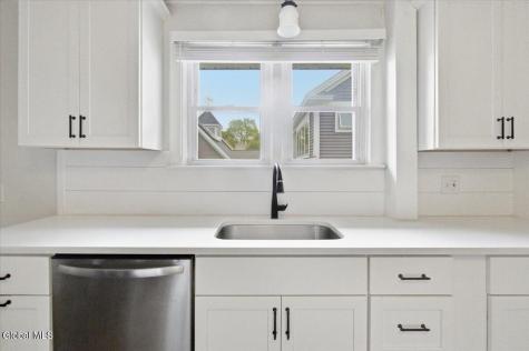 21 Granite Street Saratoga Springs NY 12866