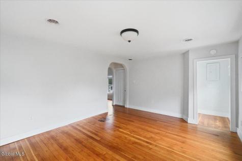 21 Granite Street Saratoga Springs NY 12866