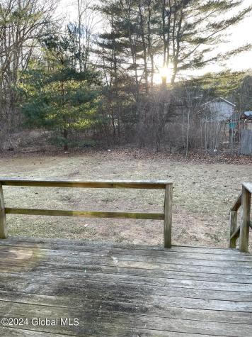 23 Woodridge Circle Halfmoon NY 12065