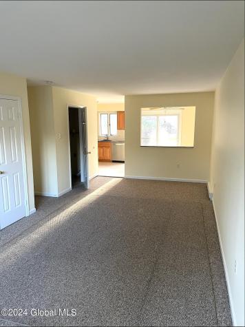 23 Woodridge Circle Halfmoon NY 12065