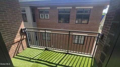 30 Whistler Court Saratoga Springs NY 12866