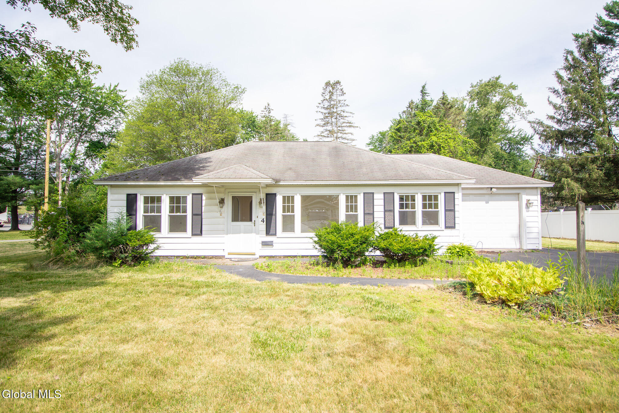 4 Weiser Street Glenmont NY 12077