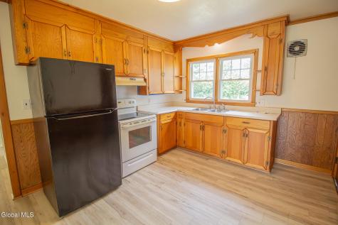 4 Weiser Street Glenmont NY 12077