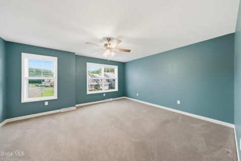 22C Idared Lane Clifton Park NY 12065