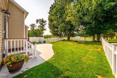 22C Idared Lane Clifton Park NY 12065