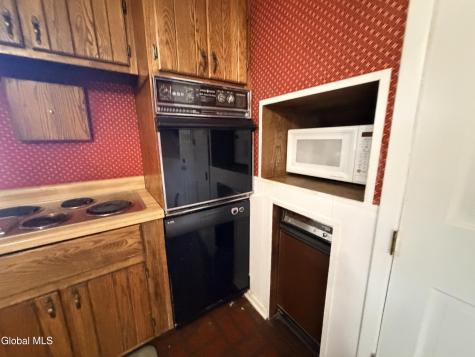 5 Blue Creek Lane Colonie NY 12110