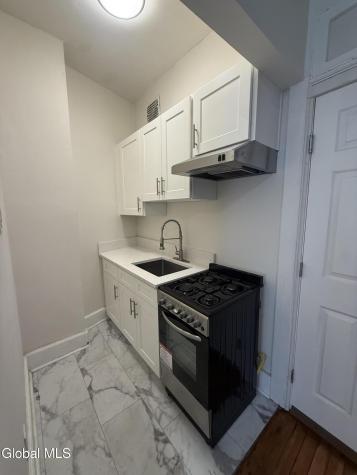 28 Robin Street Albany NY 12206