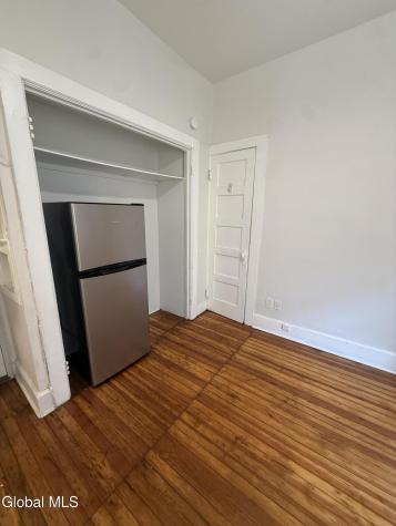 28 Robin Street Albany NY 12206