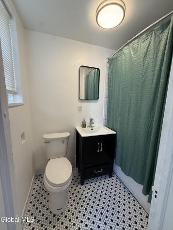28 Robin Street Albany NY 12206