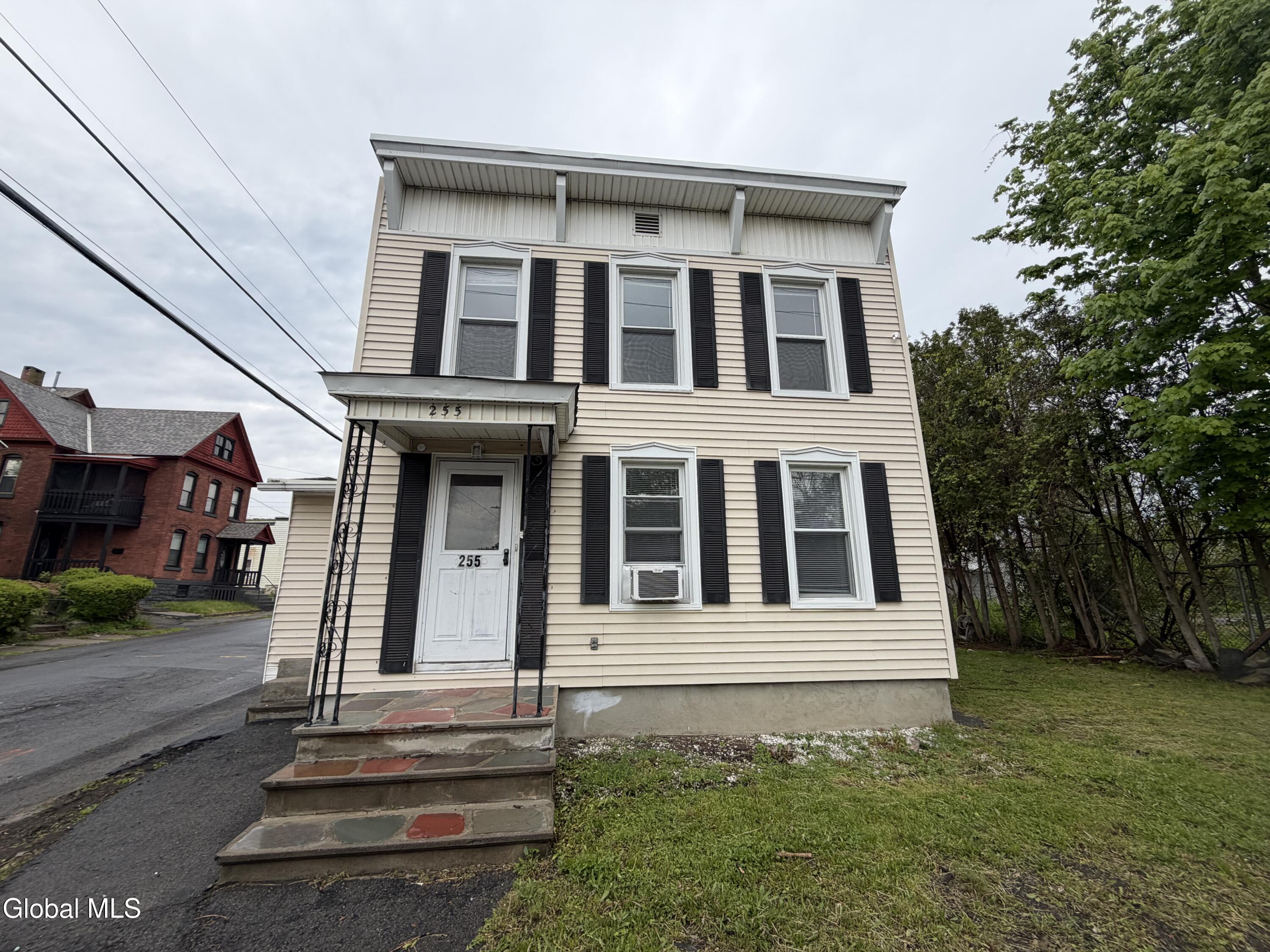 255 W Main Street Amsterdam NY 12010