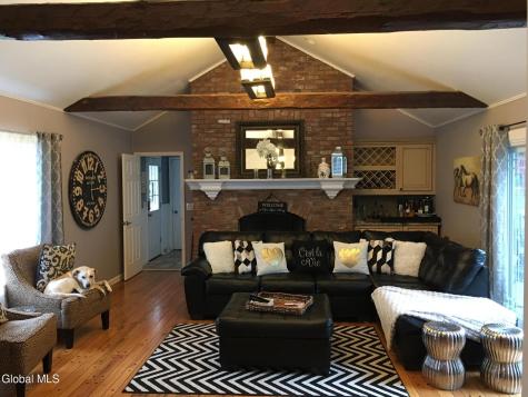7 Fenway Court Loudonville NY 12211