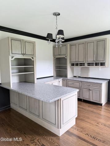 7 Fenway Court Loudonville NY 12211