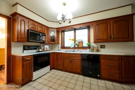 1010 N Country Club Drive Niskayuna NY 12309