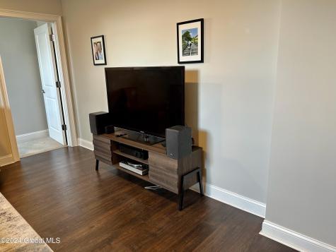 77 Van Dam Street Saratoga Springs NY 12866