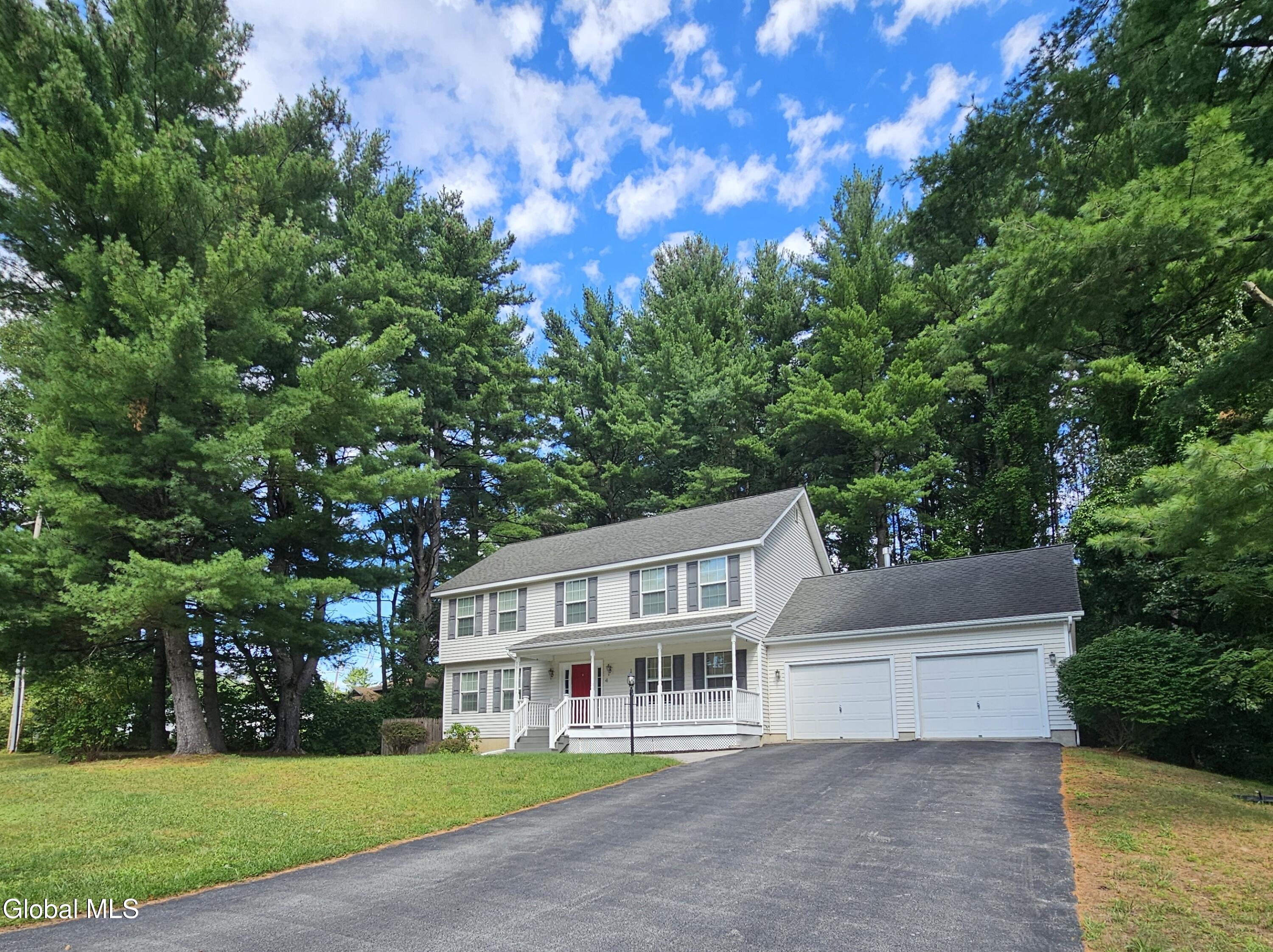 4 Round Table Road Saratoga Springs NY 12866