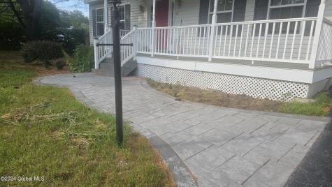 4 Round Table Road Saratoga Springs NY 12866